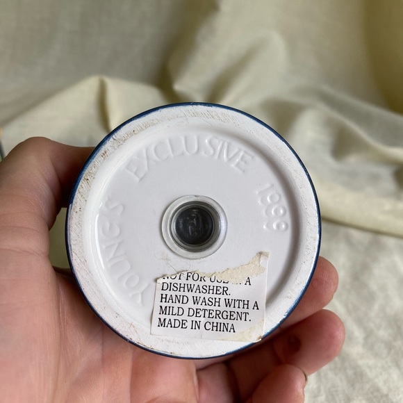 VINTAGE YOUNG’S SALT AND PEPPER SET CERAMIC CORN WHEAT 1999 EXCLUSIVE - Picture 6 of 8